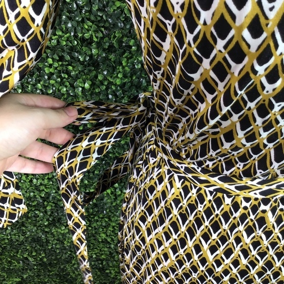 DVF wrap dress 100%silk NWT new julian - Picture 6 of 13